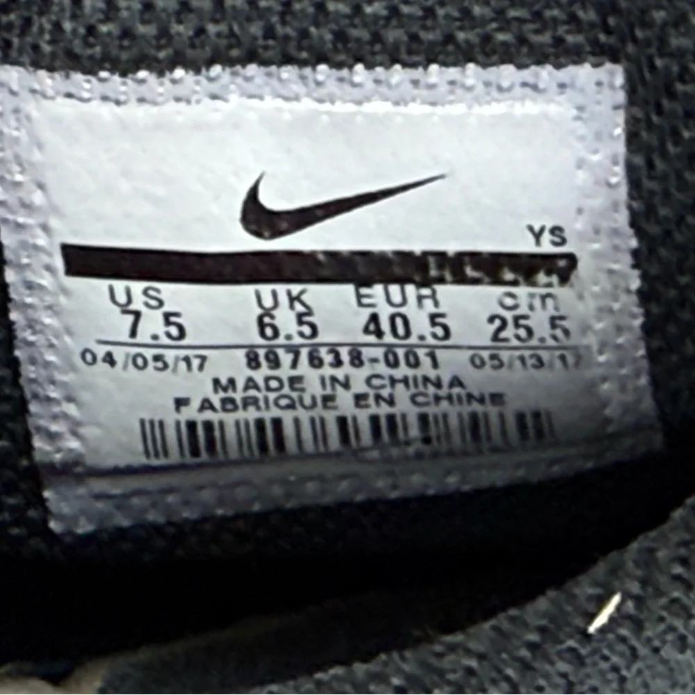Nike KD Trey 5 V basketball shoes